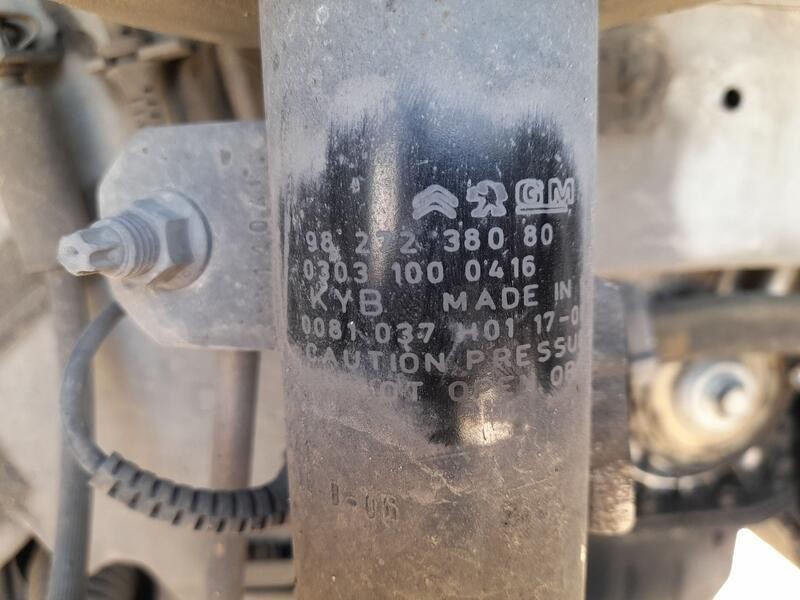 Recambio de amortiguador delantero derecho para opel crossland x / crossland (p17, p2qo) 1.5 turbo d (75) referencia OEM IAM 982