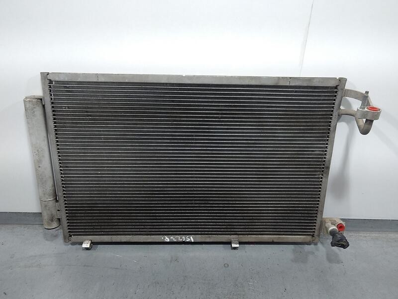 Recambio de condensador / radiador aire acondicionado para ford fiesta (cb1) ambiente referencia OEM IAM 8v5119710bd  fomoco