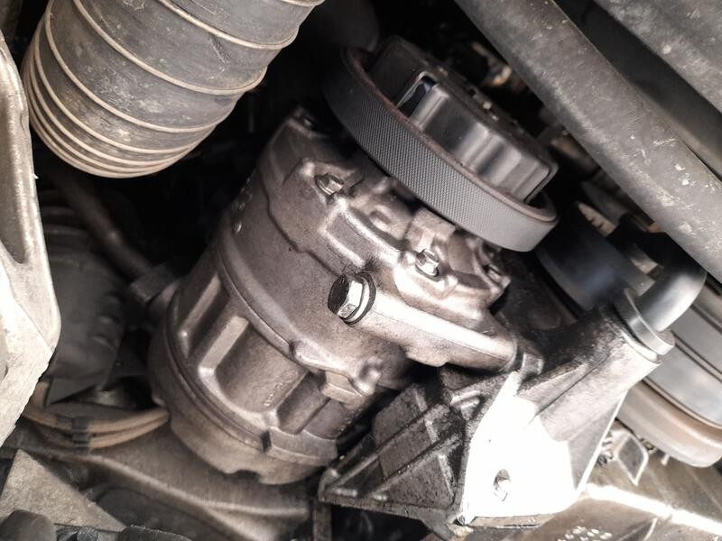 Recambio de compresor aire acondicionado para bmw 7 (e65, e66, e67) 730 d referencia OEM IAM 64506901783  