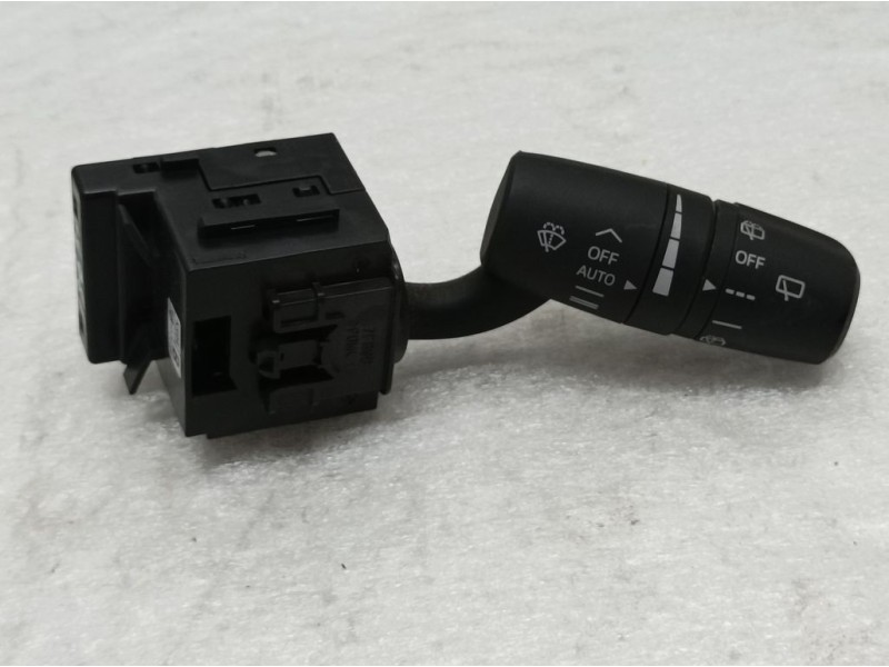 Recambio de mando limpia para mazda 3 lim. () style referencia OEM IAM KS04B 17J409 