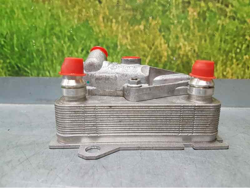 Recambio de enfriador aceite motor para mercedes-benz clase c coupe (w205) c 220 d (205.304) referencia OEM IAM A0995002500 8247