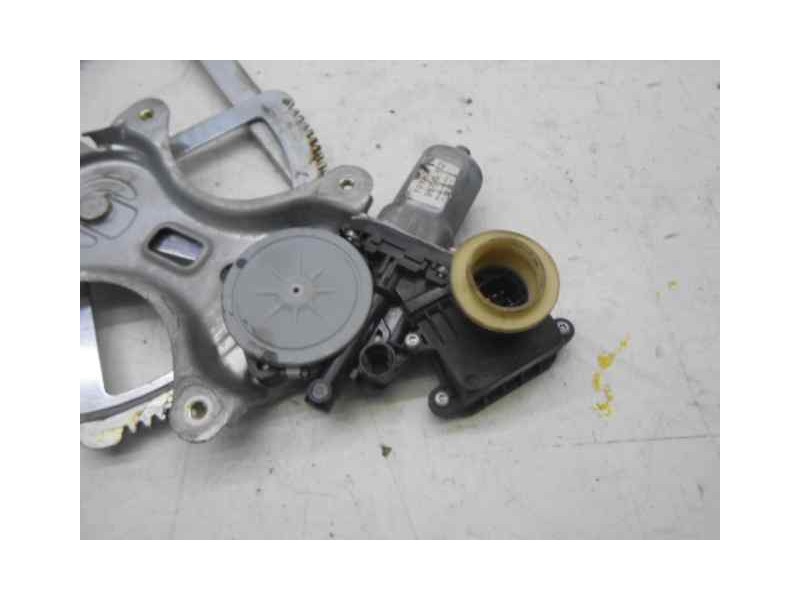 Recambio de elevalunas trasero izquierdo para toyota corolla verso (r1) 2.2 d-4d luna referencia OEM IAM   ELECTRICO