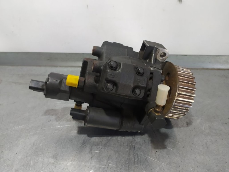 Recambio de bomba alta presion para renault kangoo acristalada referencia OEM IAM 8200821184 A2C20000754 CONTINENTAL