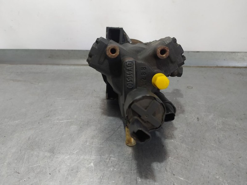 Recambio de bomba alta presion para renault kangoo acristalada referencia OEM IAM 8200821184 A2C20000754 CONTINENTAL
