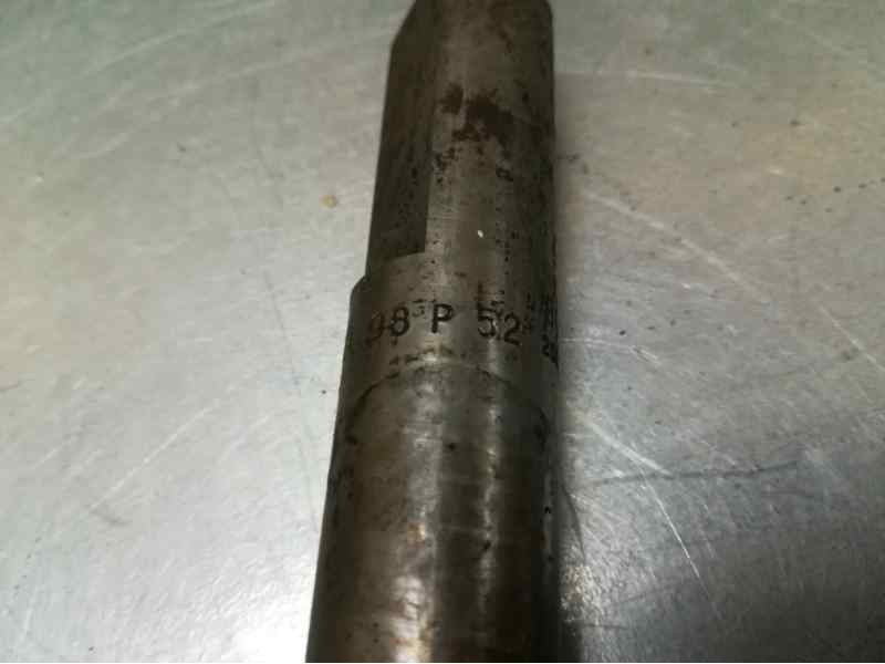 Recambio de inyector para land rover discovery (salljg/lj) 2.5 turbodiesel referencia OEM IAM 2FHKBEL98P52  BOSCH