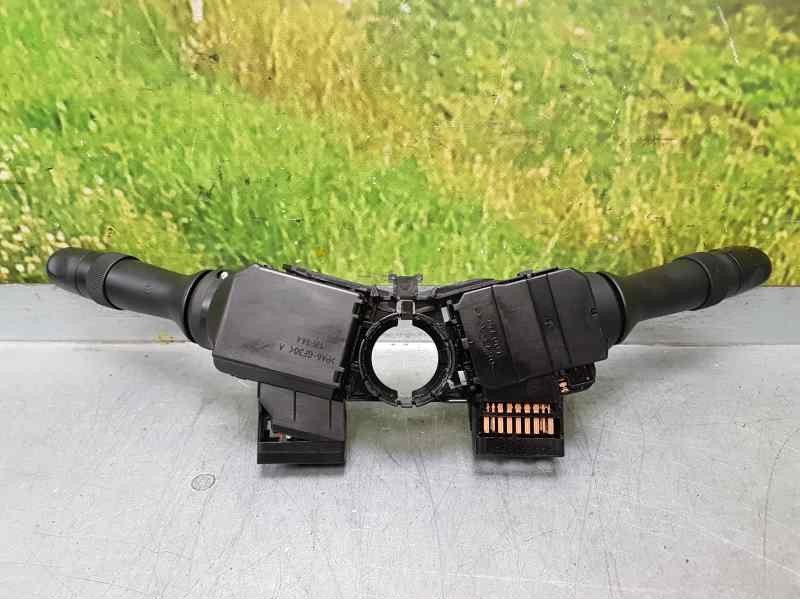 Recambio de mando luces y limpia para toyota auris luna referencia OEM IAM 17F609  
