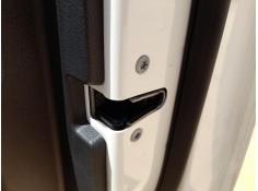 CERRADURA PUERTA DELANTERA DERECHA A0997203802 