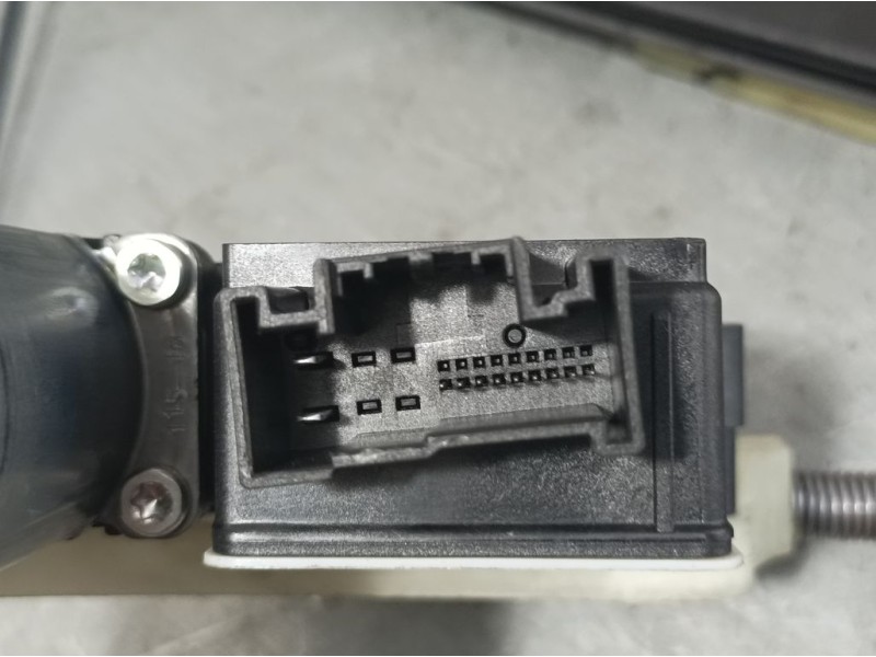 Recambio de elevalunas delantero izquierdo para seat ibiza (kj1) reference referencia OEM IAM 6F0837461  ELECTRICO