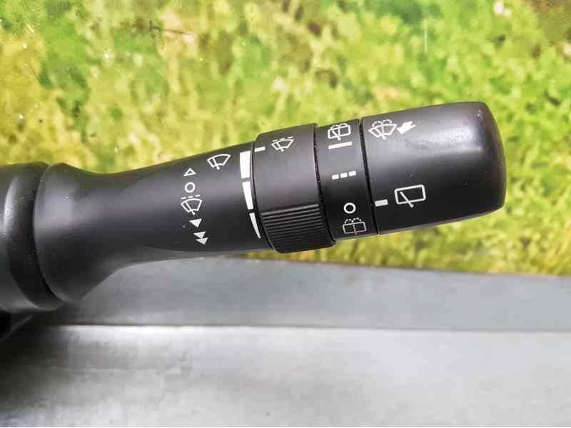 Recambio de mando luces y limpia para toyota auris luna referencia OEM IAM 17F609  