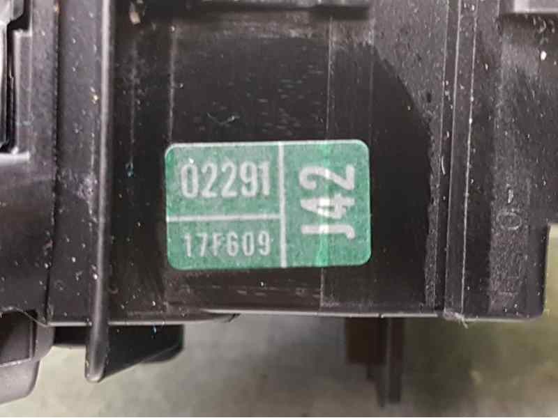 Recambio de mando luces y limpia para toyota auris luna referencia OEM IAM 17F609  