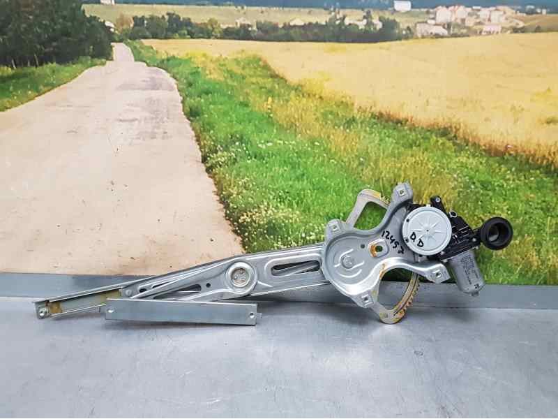 Recambio de elevalunas delantero derecho para toyota auris luna referencia OEM IAM 857100D100  ELECTRICO