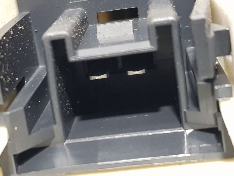 Recambio de elevalunas delantero izquierdo para audi a4 ber. (b8) básico referencia OEM IAM 8K0837461A 1021937450101BROSE ELECTR