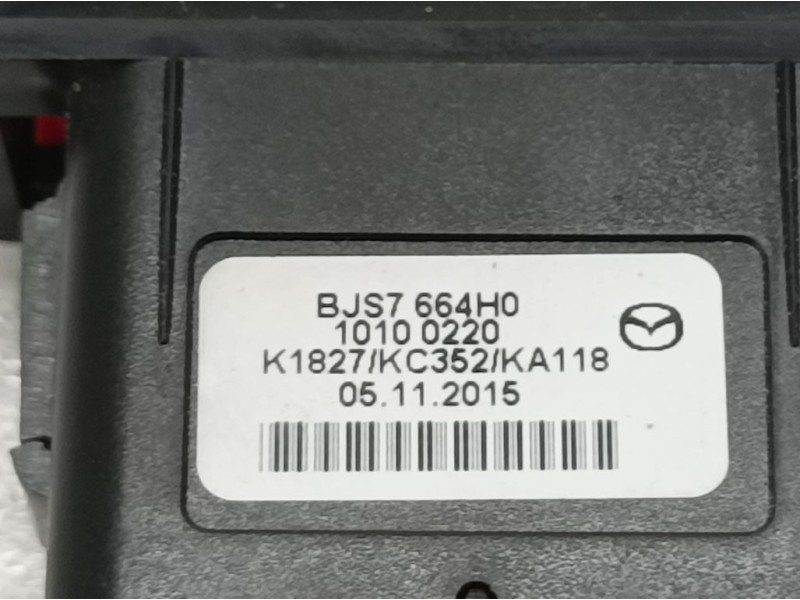 Recambio de warning para mazda 3 lim. () style referencia OEM IAM BJS7664H0 10100220 
