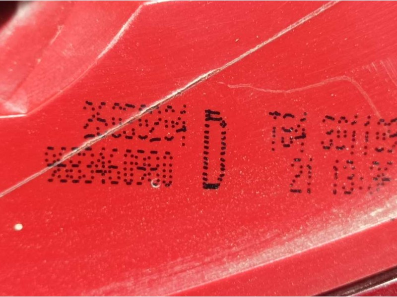 Recambio de piloto trasero derecho para peugeot 3008 premium referencia OEM IAM 9683460980  INTERIOR