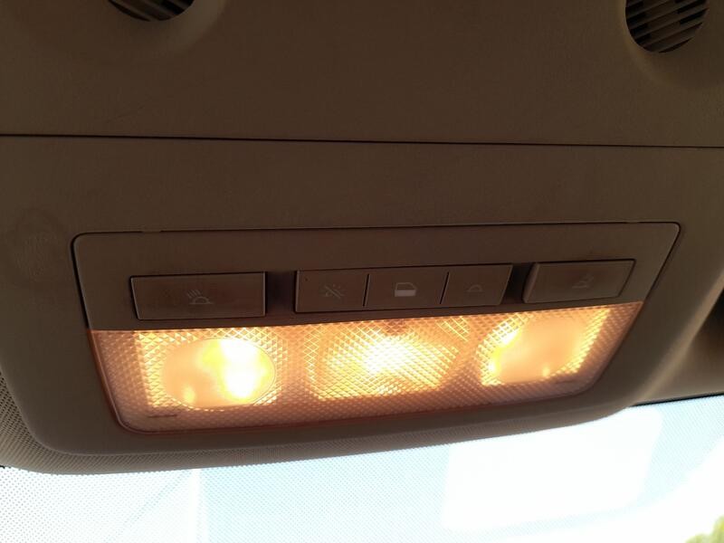 Recambio de luz interior para opel meriva b monospace (s10) 1.7 cdti (75) referencia OEM IAM 13479382  