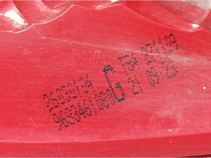 Recambio de piloto trasero izquierdo para peugeot 3008 premium referencia OEM IAM 9683461080  INTERIOR