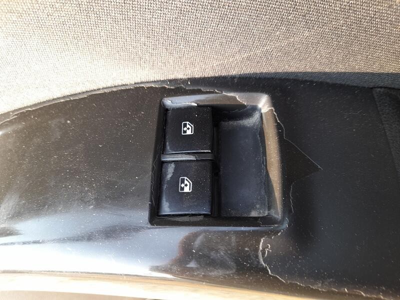 Recambio de mando elevalunas delantero izquierdo para opel meriva b monospace (s10) 1.7 cdti (75) referencia OEM IAM 13305978  