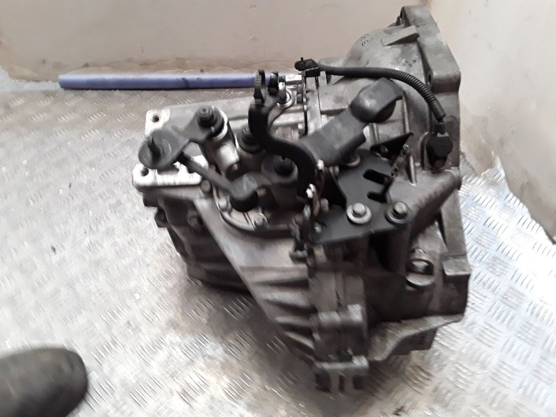 Recambio de caja cambios para hyundai i40 i (vf) 1.7 crdi referencia OEM IAM SB55JM 4300024A30 6 Velocidades 009857