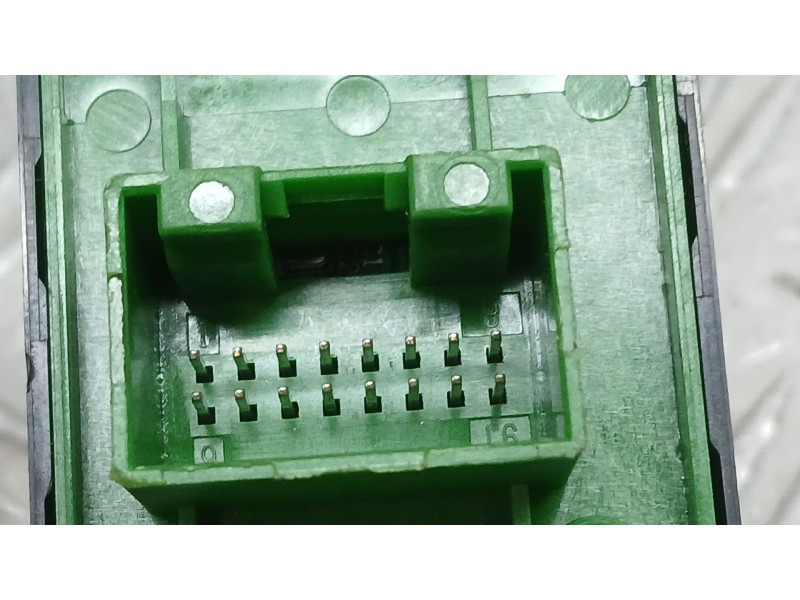 Recambio de mando elevalunas delantero izquierdo para dr 4.0 ev referencia OEM IAM 3746130BB  