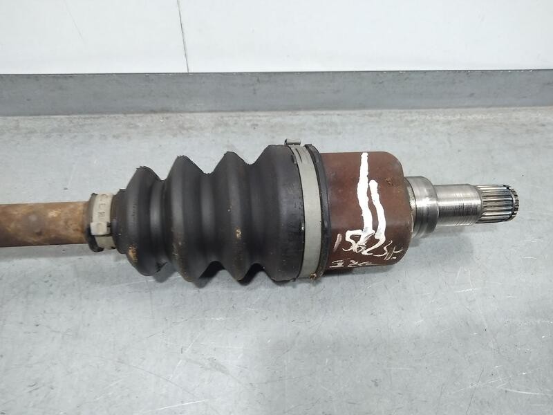 Recambio de transmision delantera izquierda para ford fiesta (cb1) ambiente referencia OEM IAM 8v513b437aaa  fomoco