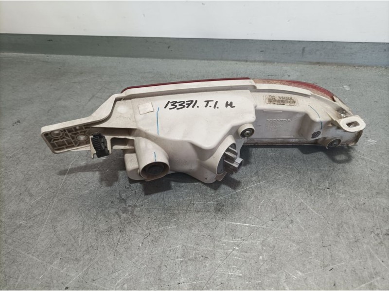 Recambio de piloto trasero izquierdo paragolpes para honda cr-v comfort 4x2 referencia OEM IAM   