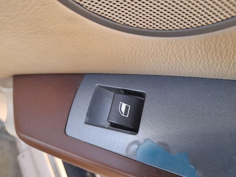 Recambio de mando elevalunas trasero derecho para bmw 7 (e65, e66, e67) 730 d referencia OEM IAM 61318379597  