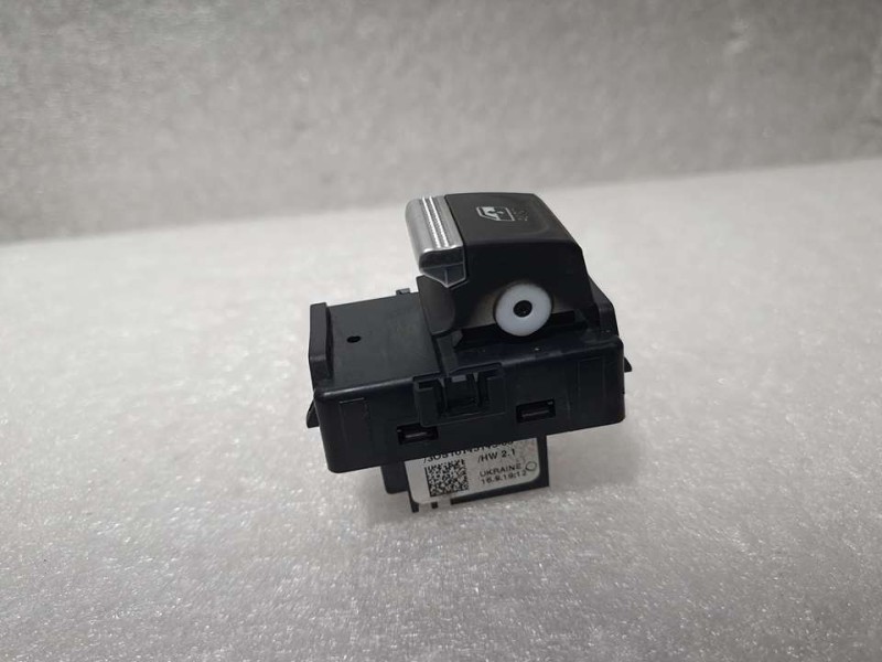 Recambio de mando elevalunas trasero izquierdo para renault clio v intens referencia OEM IAM 254114723R  