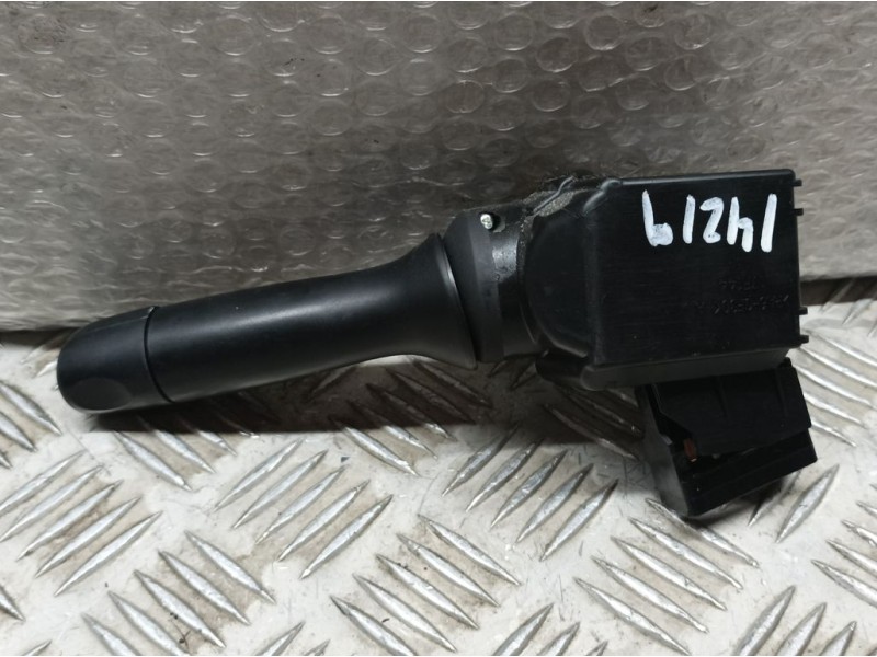 Recambio de mando limpia para toyota aygo x-cite referencia OEM IAM 846520H020  
