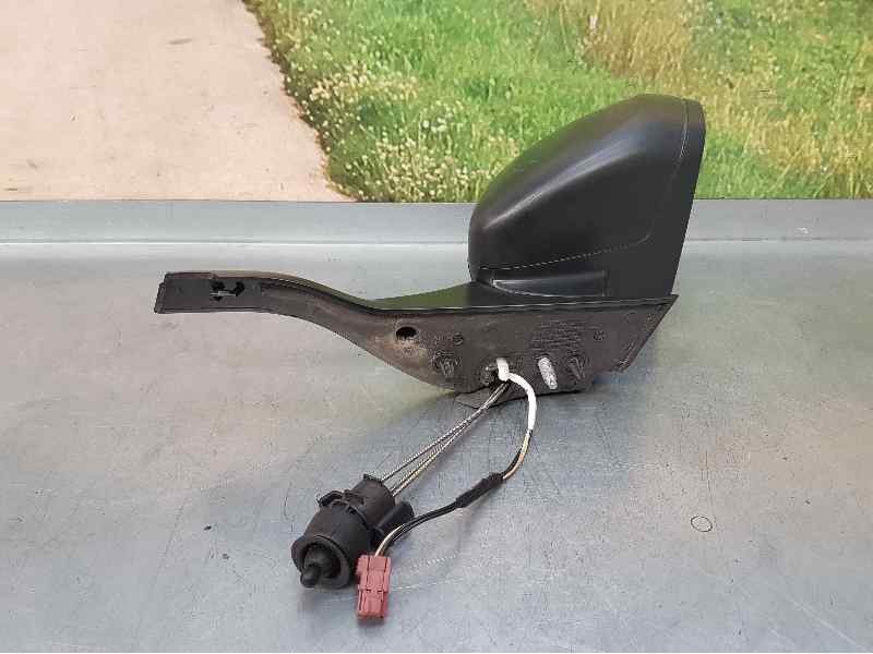 Recambio de retrovisor derecho para peugeot 208 active referencia OEM IAM  TOCADO VER FOTOS C MANDO