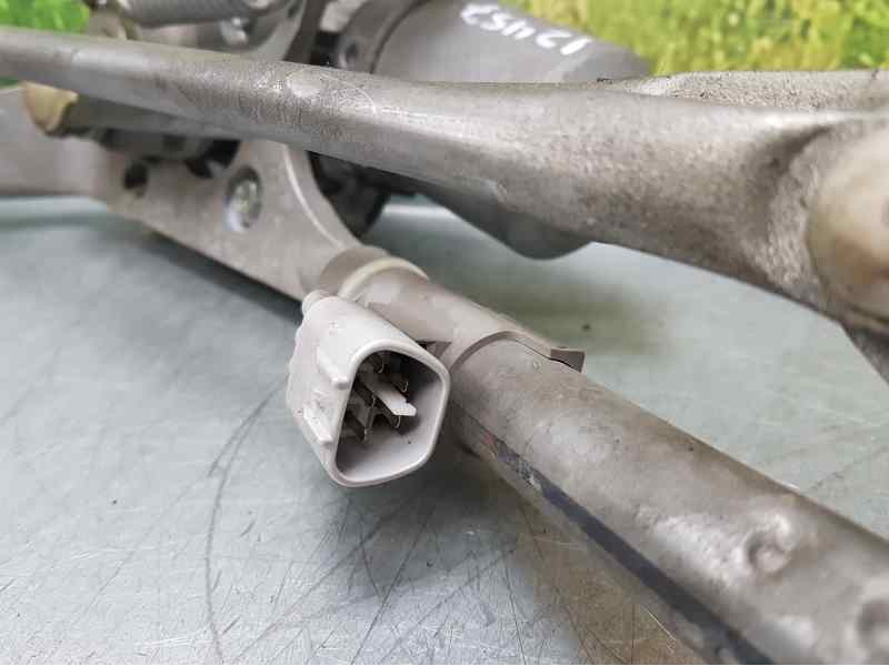 Recambio de motor limpia delantero para toyota auris luna referencia OEM IAM 8511002190  