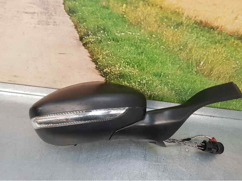 Recambio de retrovisor derecho para peugeot 208 active referencia OEM IAM  TOCADO VER FOTOS C MANDO