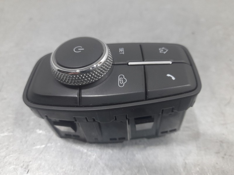 Recambio de mando multifuncion para dr 4.0 ev referencia OEM IAM 808000103AA  INFOENTRETENIMIENTO