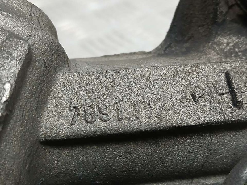 Recambio de cremallera direccion para toyota avensis berlina (t 22) 2.0 td luna (5-ptas.) referencia OEM IAM 442500516084 789111