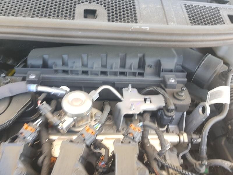 Recambio de carcasa filtro aire para opel corsa f (p2jo) 1.2 (68) referencia OEM IAM 9812735680  