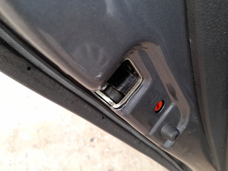 Recambio de cerradura puerta trasera izquierda para hyundai i40 i (vf) 1.7 crdi referencia OEM IAM 814103Z010  