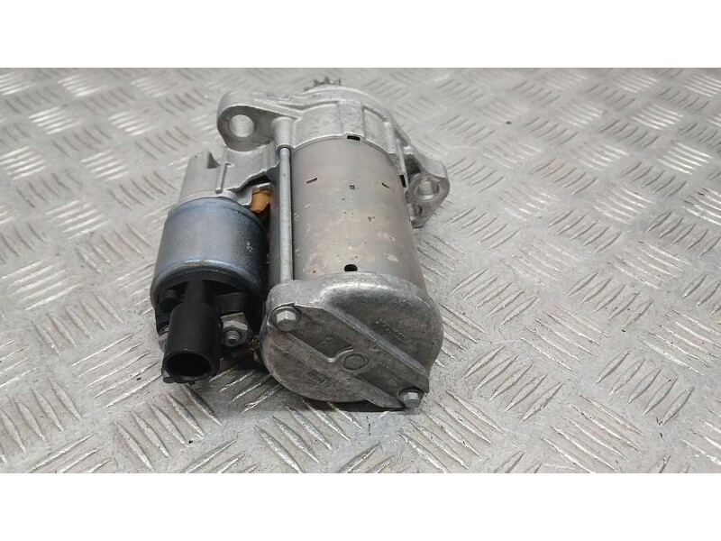 Recambio de motor arranque para seat ibiza (6p1) reference referencia OEM IAM 02M911021H BOSCH 0001177006