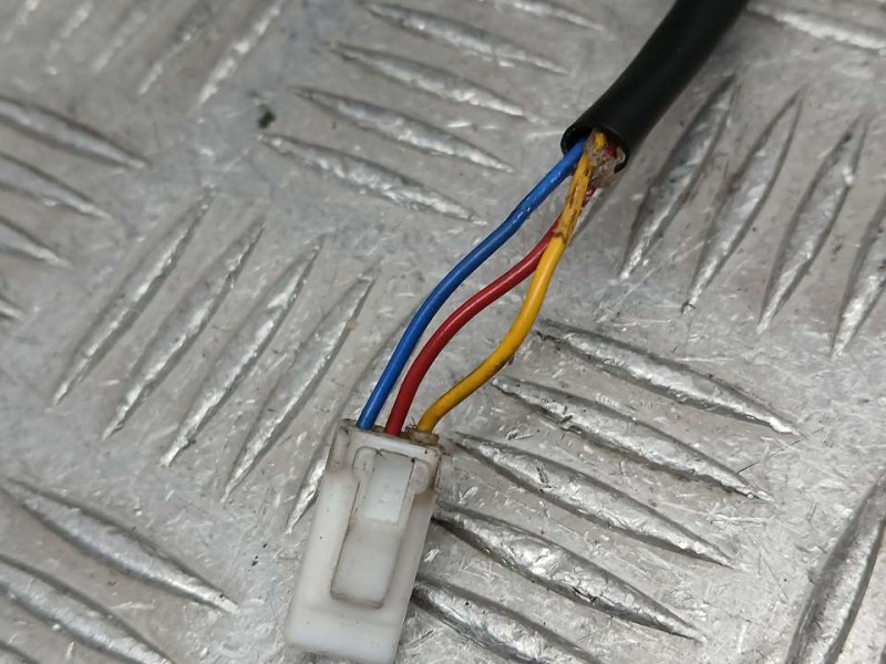 Recambio de retrovisor izquierdo para toyota avensis berlina (t 22) 2.0 td luna (5-ptas.) referencia OEM IAM 8790605022  ELECTRI