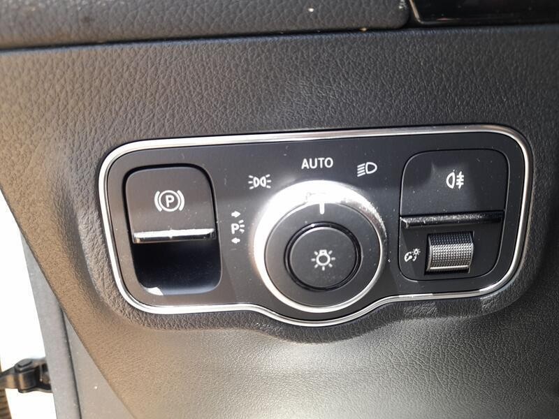 Recambio de palanca freno de mano para mercedes-benz gla (h247) gla 200 d (247.712) referencia OEM IAM A2479052902 C/MANDO DE LU