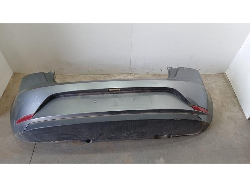 Recambio de paragolpes trasero para seat ibiza (6p1) reference referencia OEM IAM 6J4807421E ROZADO 