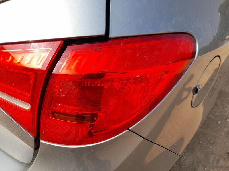 Recambio de piloto trasero derecho exterior para opel meriva b monospace (s10) 1.7 cdti (75) referencia OEM IAM 13307494  