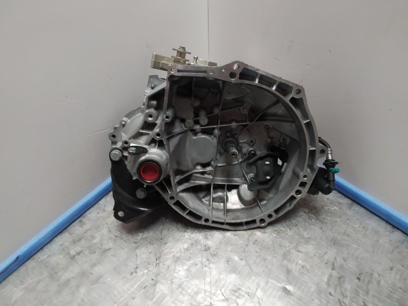 Recambio de caja cambios para peugeot 208 (p2) active referencia OEM IAM 20A707 1133941 5VELOCIDADES