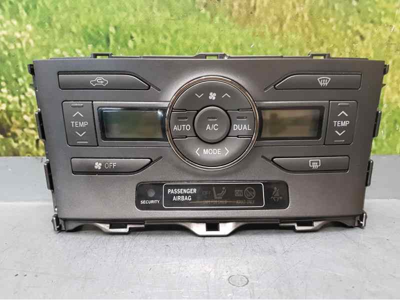 Recambio de mando climatizador para toyota auris luna referencia OEM IAM 5590002221  SUMITOMO