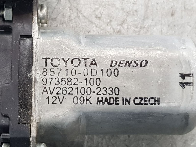 Recambio de elevalunas trasero izquierdo para toyota auris luna referencia OEM IAM 857100D100 973582100 DENSO ELECTRICO 6 PINS