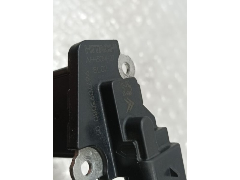 Recambio de caudalimetro para peugeot 3008 gt line referencia OEM IAM 9677093080 AFH50M27 HITACHI