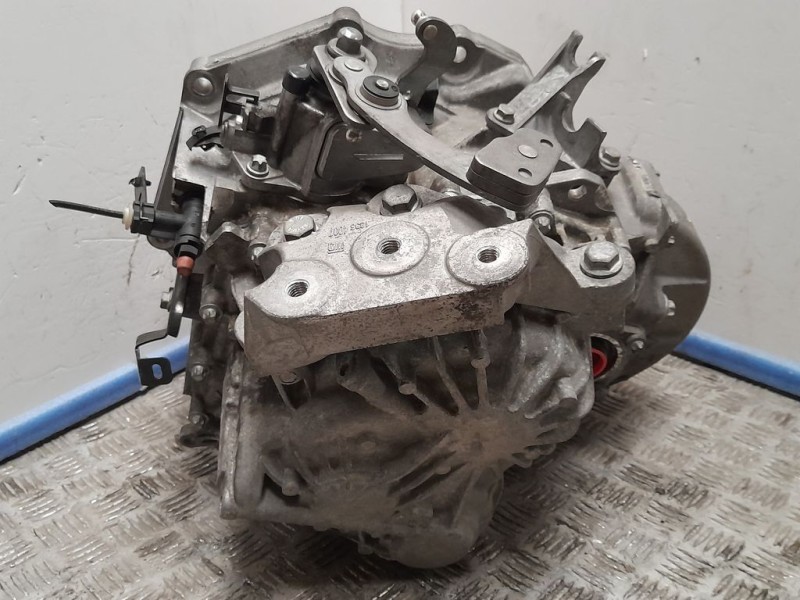 Recambio de caja cambios para opel astra k lim. 5türig business referencia OEM IAM M320LWQ 4524948BN8 6VELOCIDADES