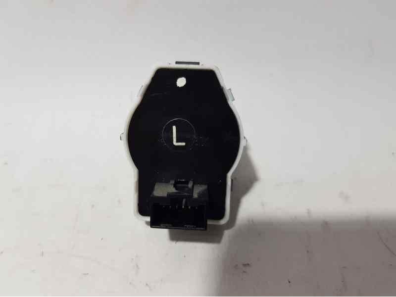 Recambio de mando multifuncion para ssangyong rexton 270 xvt premium referencia OEM IAM   CALEFACCION ASIENTO IZQUIERDO