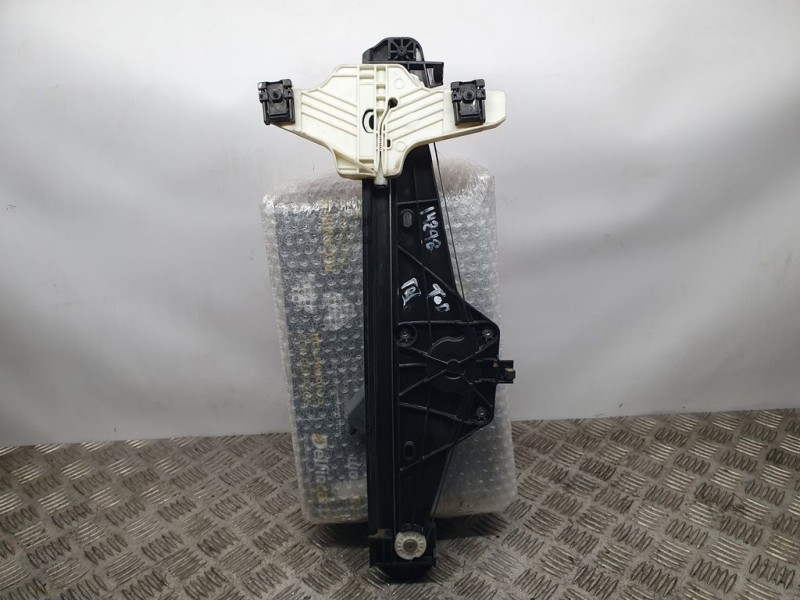 Recambio de elevalunas trasero derecho para peugeot 3008 gt line referencia OEM IAM 9830388880  ELECTRICO