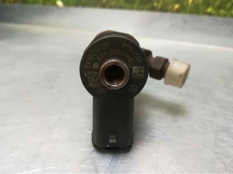 Recambio de inyector para opel insignia sports tourer 2.0 cdti cat referencia OEM IAM 55577668 0445110423 BOSCH