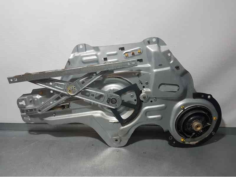 Recambio de elevalunas delantero derecho para kia cerato 1.6crdi referencia OEM IAM  2 PINS ELECTRICO