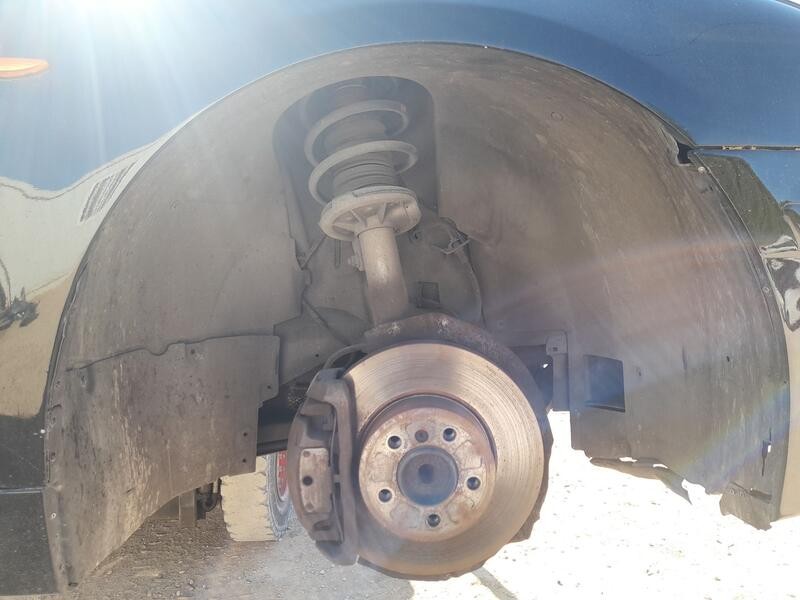 Recambio de plastico pase rueda del. dch. para bmw 7 (e65, e66, e67) 730 d referencia OEM IAM 51718223376  